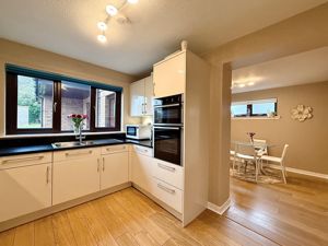 Photo 9- click for photo gallery